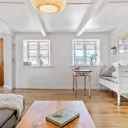 4024-stege-rabylille-strandvej-14 펜션