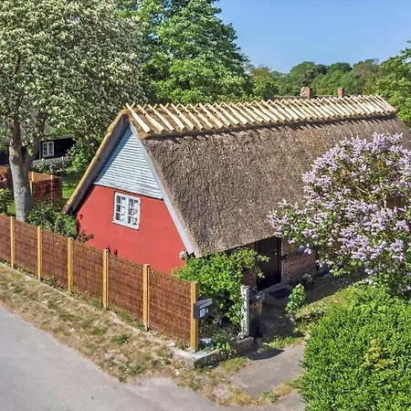 4024-stege-rabylille-strandvej-14 펜션 스테지