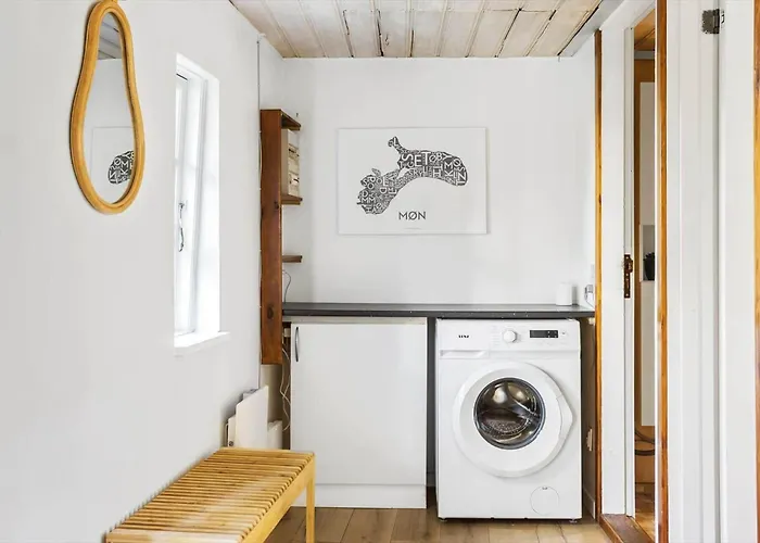 4024-stege-rabylille-strandvej-14 펜션 스테지